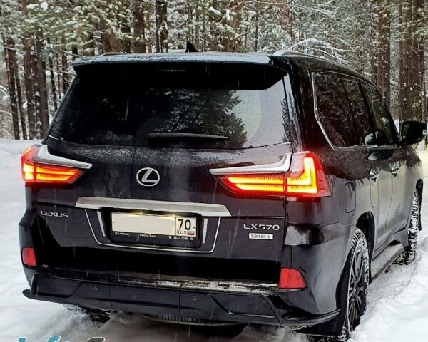 Lexus LX 2019 года