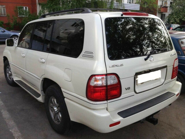 Lexus LX 1999 року