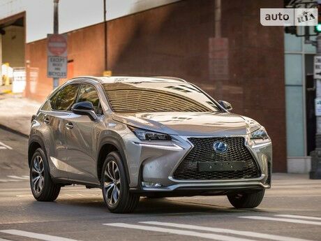 Lexus NX 2014 года