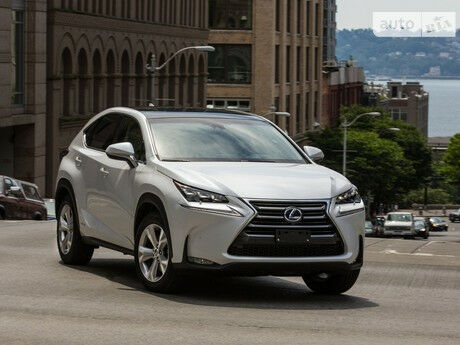 Lexus NX 2015 року