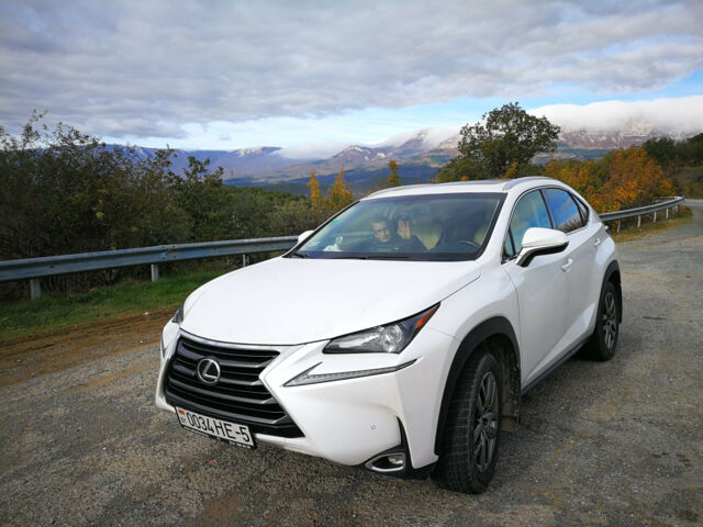 Lexus NX 2015 года