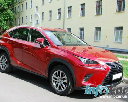 Lexus NX 2018 року