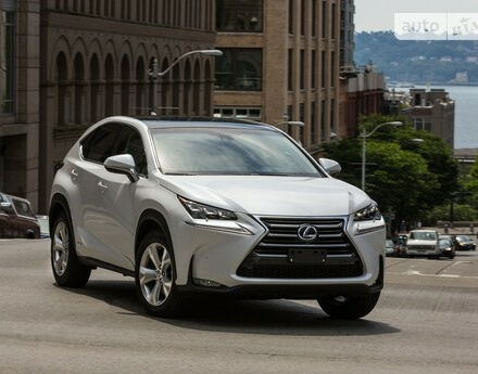 Lexus NX 2015 року