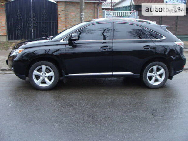 Lexus RX 350 2011 года