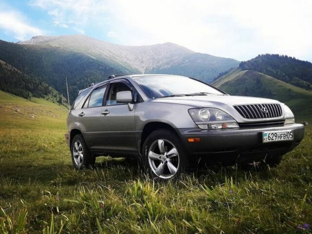 Lexus RX 2000 года