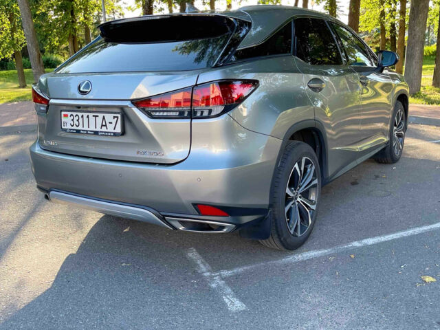 Lexus RX 2019 року