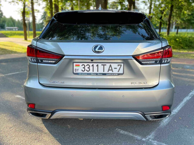 Lexus RX 2019 року