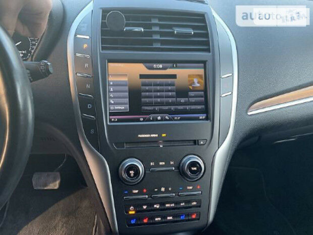 Lincoln MKC 2014 года