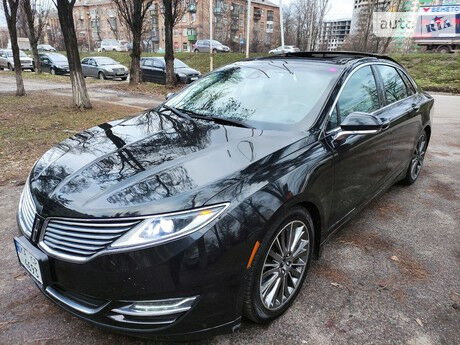 Lincoln MKZ 2014 года