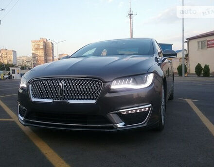 Lincoln MKZ 2016 року