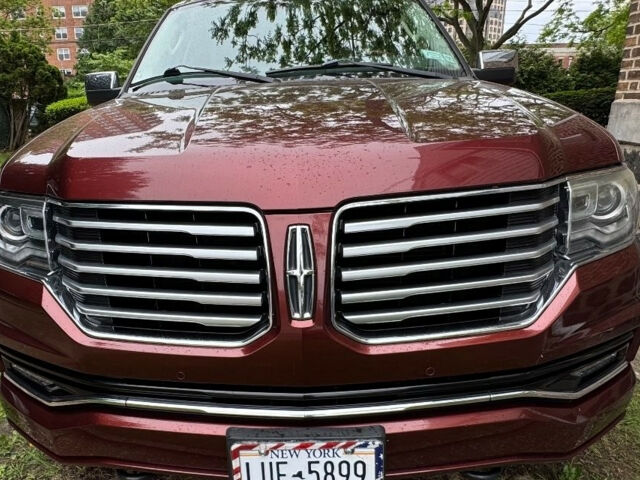 Lincoln Navigator 2015 року