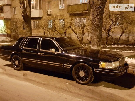 Lincoln Town Car 1994 года