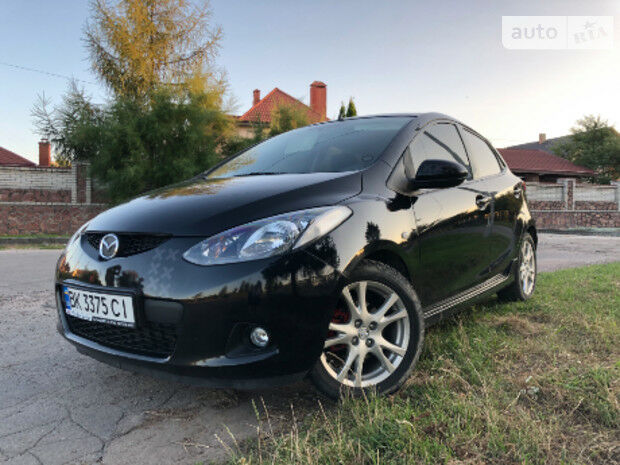 Mazda 2 2008 года