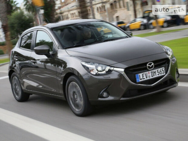 Мазда 2 2016 года Mazda 2 2016 года