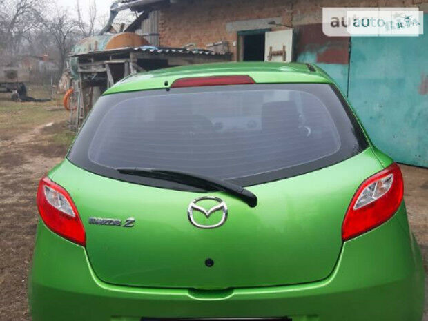 Mazda 2 2008 года