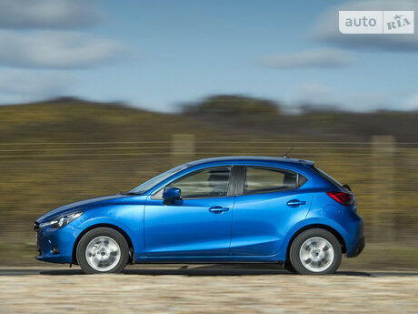 Мазда 2 2009 року Mazda 2 2009 року