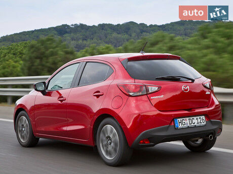 Мазда 2 2009 года Mazda 2 2009 года