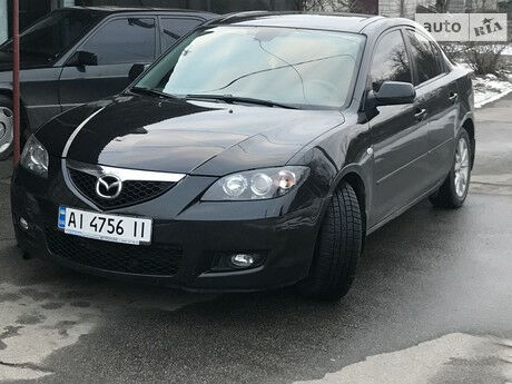 Мазда 3 2007 року Mazda 3 2007 року