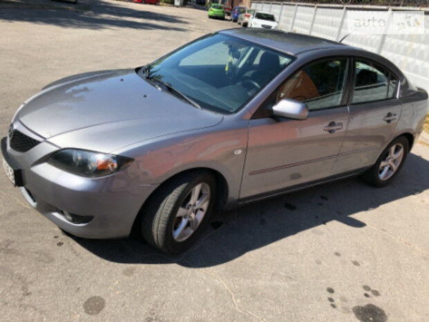 Mazda 3 2004 року