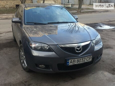 Mazda 3 2017 року