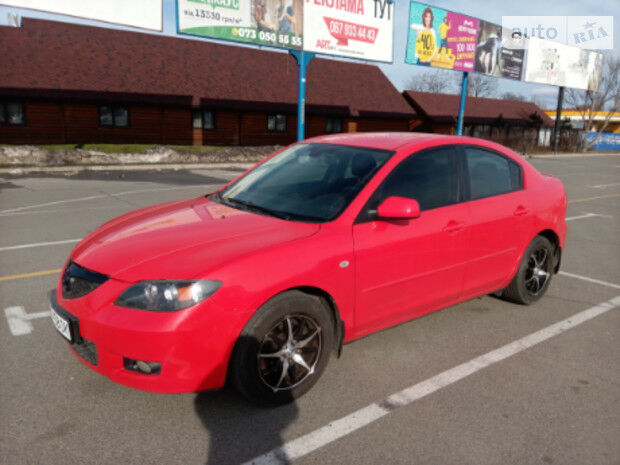 Мазда 3 2007 року Mazda 3 2007 року