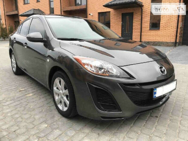 Mazda 3 2010 года