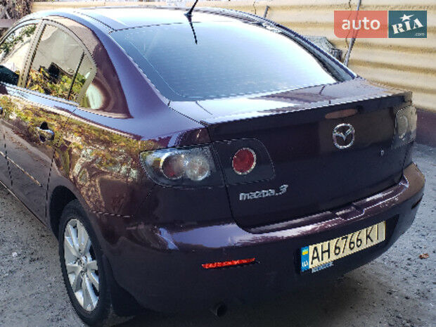 Mazda 3 2007 года