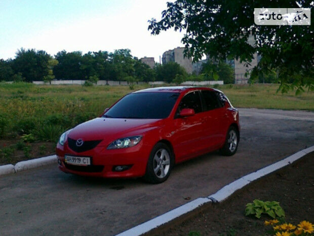 Мазда 3 2007 року Mazda 3 2007 року