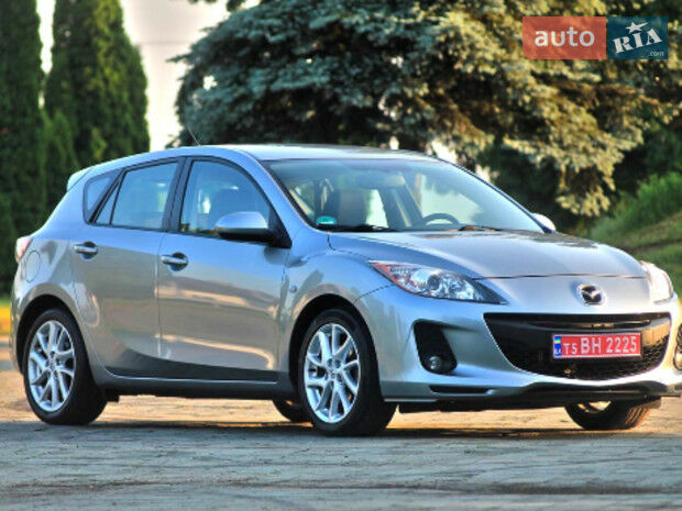 Mazda 3 2012 року