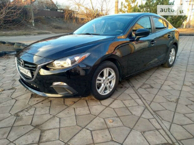Mazda 3 2015 року