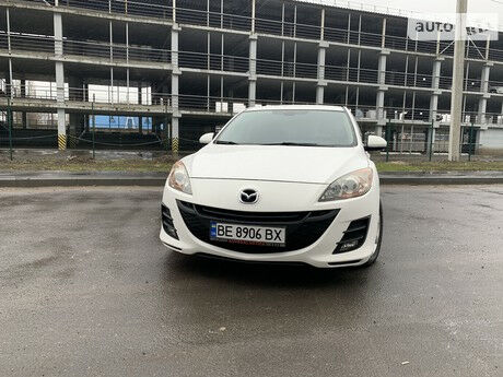 Mazda 3 2009 року