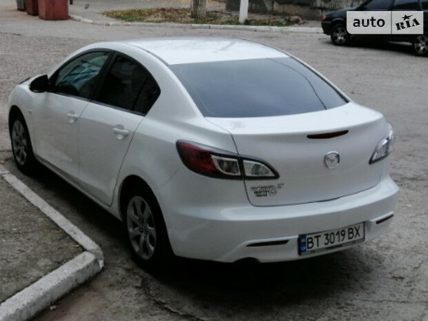 Mazda 3 2012 року