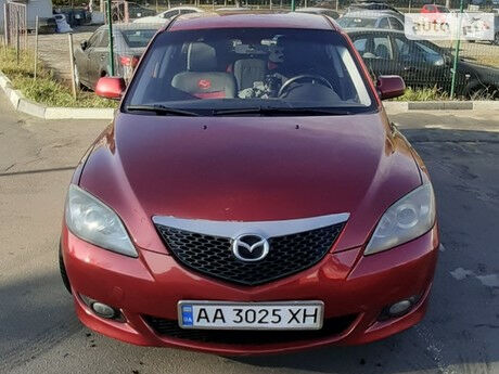 Мазда 3 2005 року Mazda 3 2005 року