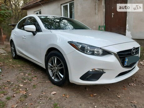 Mazda 3 2014 года