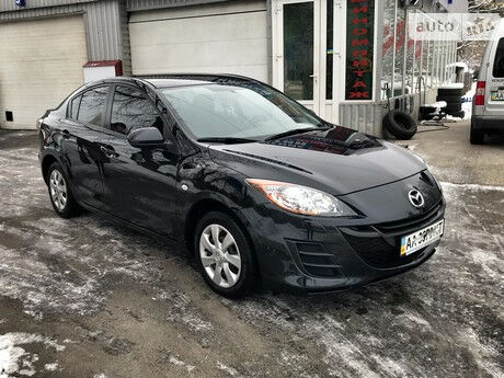 Mazda 3 2011 года