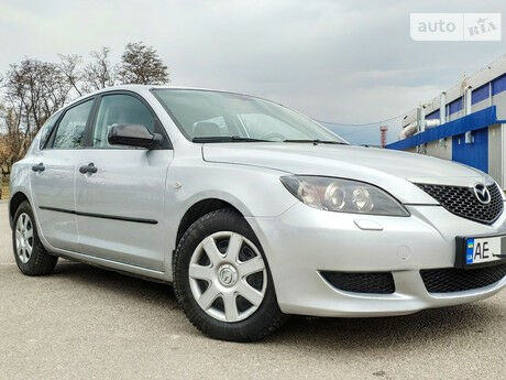 Мазда 3 2005 года Mazda 3 2005 года