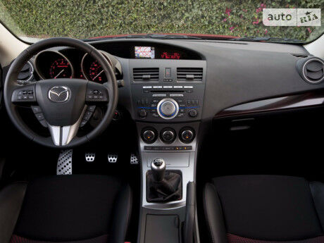 Мазда 3 2007 року Mazda 3 2007 року
