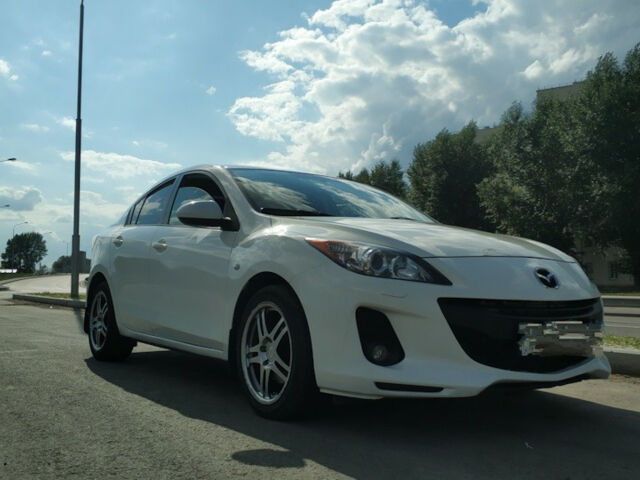 Mazda 3 2012 года