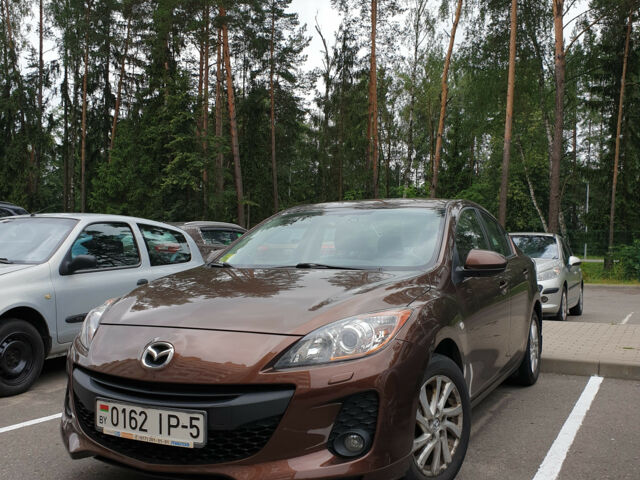 Mazda 3 2012 року