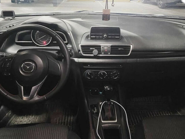 Mazda 3 2014 года