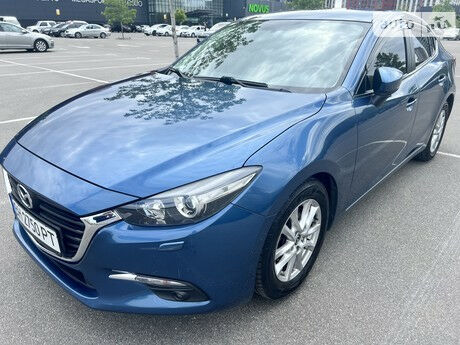 Мазда 3 2017 года Mazda 3 2017 года