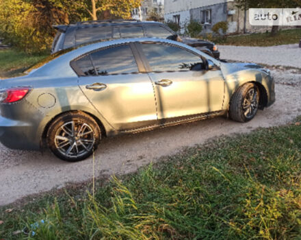 Mazda 3 2011 року