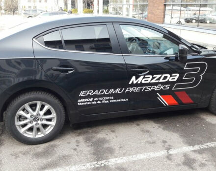 Mazda 3 2017 года