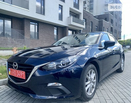 Mazda 3 2016 года