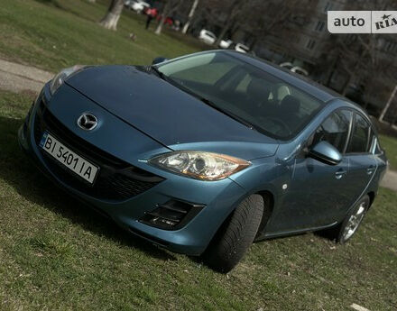 Mazda 3 2011 року