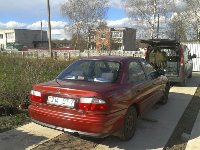 Mazda 323 1997 года