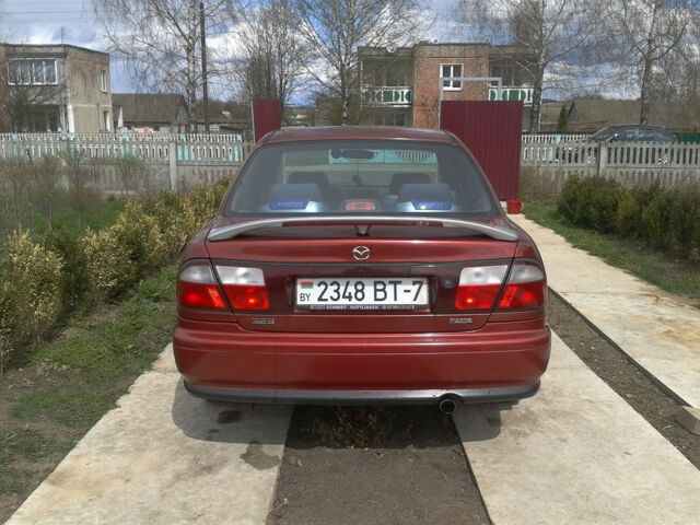 Mazda 323 1997 года