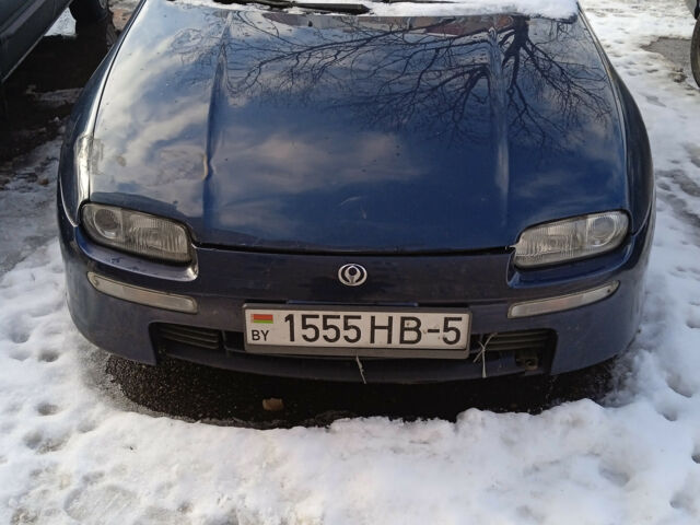 Мазда 323 1997 року Mazda 323 1997 року