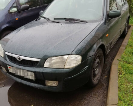 Mazda 323 2000 года