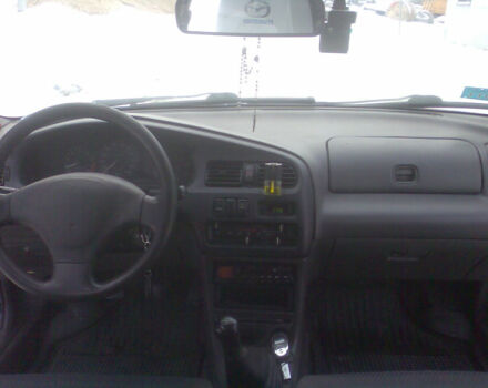 Mazda 323 1995 року - Фото 4 автомобіля